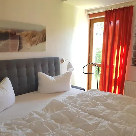 2 Im Haus Am Mit Terrasse Und Wintergarten 公寓 *