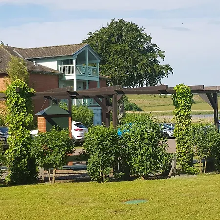 2 Im Haus Am Mit Terrasse Und Wintergarten * Sellin (Rugen)