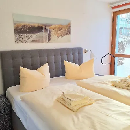 2 Im Haus Am Mit Terrasse Und Wintergarten Lägenhet