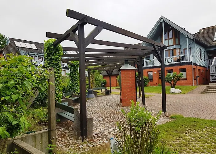 2 Im Haus Am Mit Terrasse Und Wintergarten Sellin (Rugen)