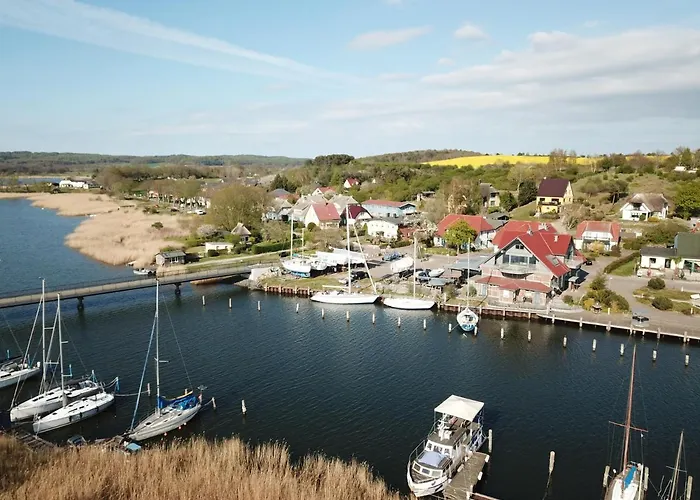 2 Im Haus Am Mit Terrasse Und Wintergarten Apartment